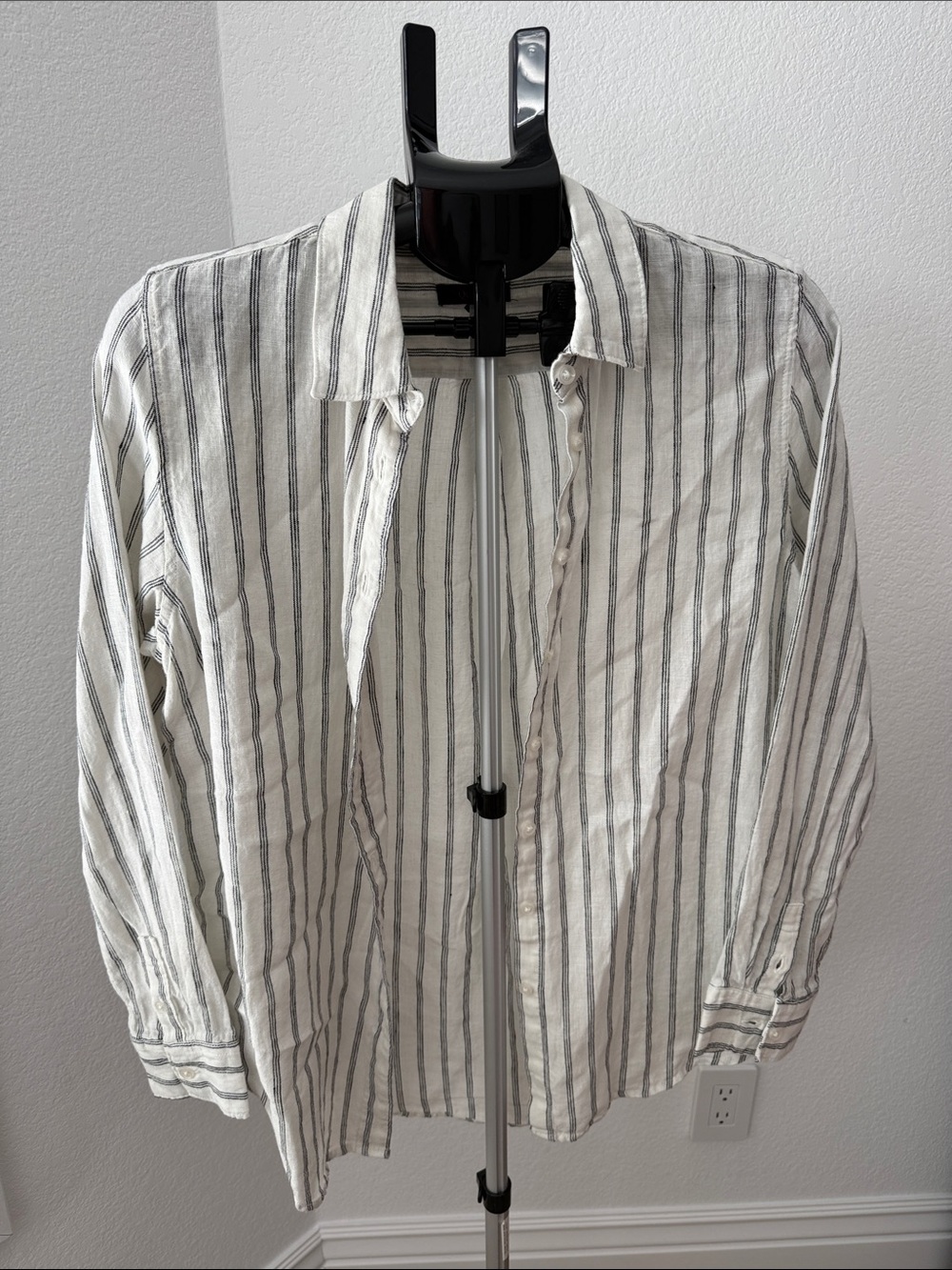 Quince White Shirt with Gray Vertical Stripes